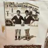 ...�Dal 1956 al 1958 giocai infatti per i neroverdi�, ci dice emozionato (in foto Pino � il primo a sinistra)